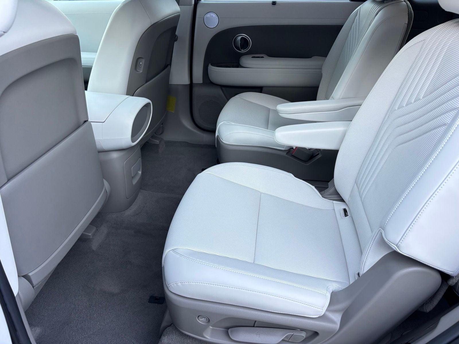 2027 Hyundai PALISADE SEL 7 Passenger