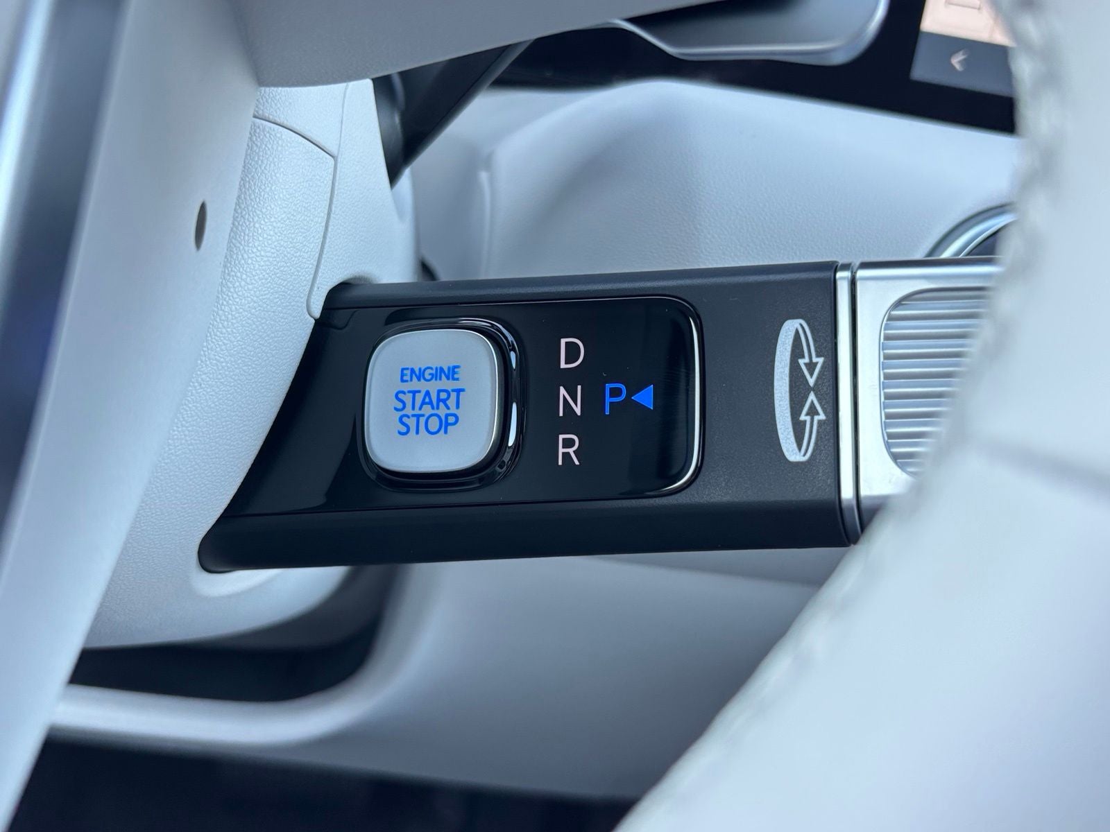 2027 Hyundai PALISADE SEL 7 Passenger