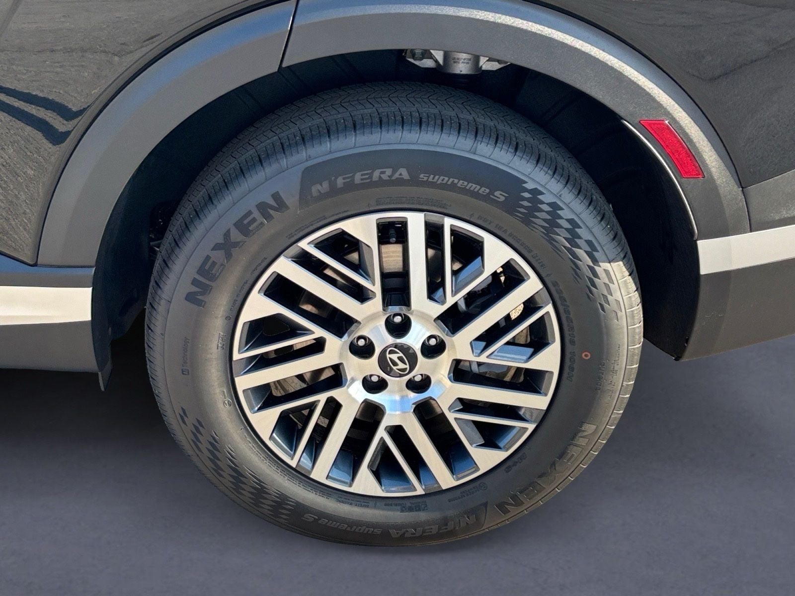 2027 Hyundai PALISADE SEL 7 Passenger