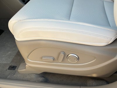 2027 Hyundai PALISADE SEL 7 Passenger