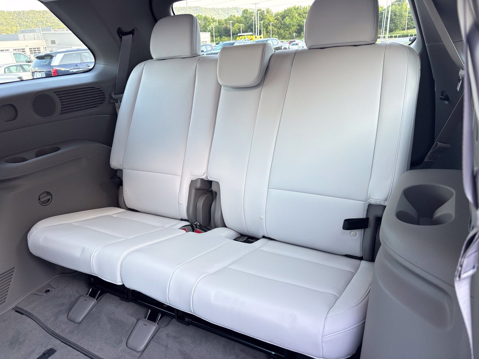 2027 Hyundai PALISADE SEL 7 Passenger