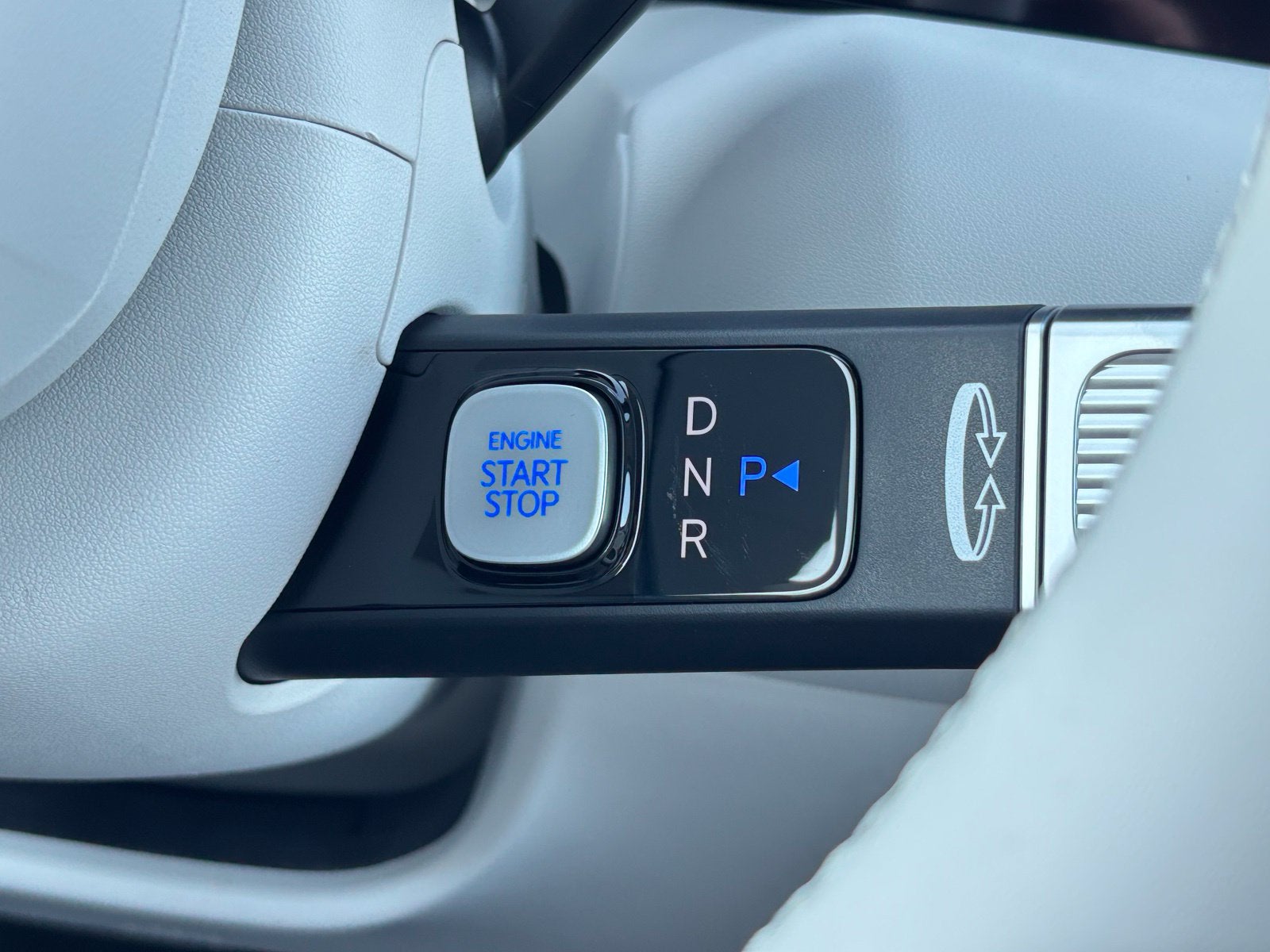2027 Hyundai PALISADE SEL 7 Passenger