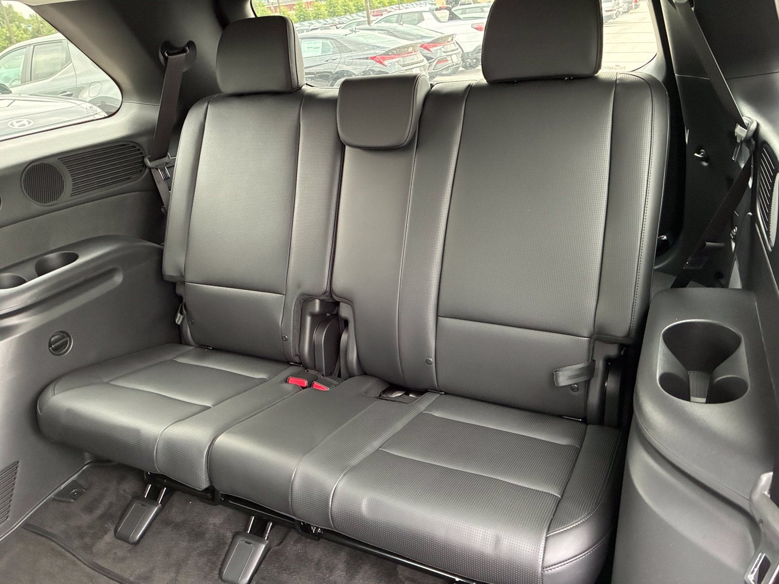 2027 Hyundai PALISADE SEL 7 Passenger
