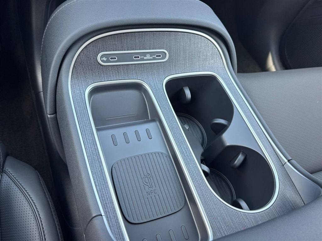 2027 Hyundai PALISADE SEL Premium 7 Passenger