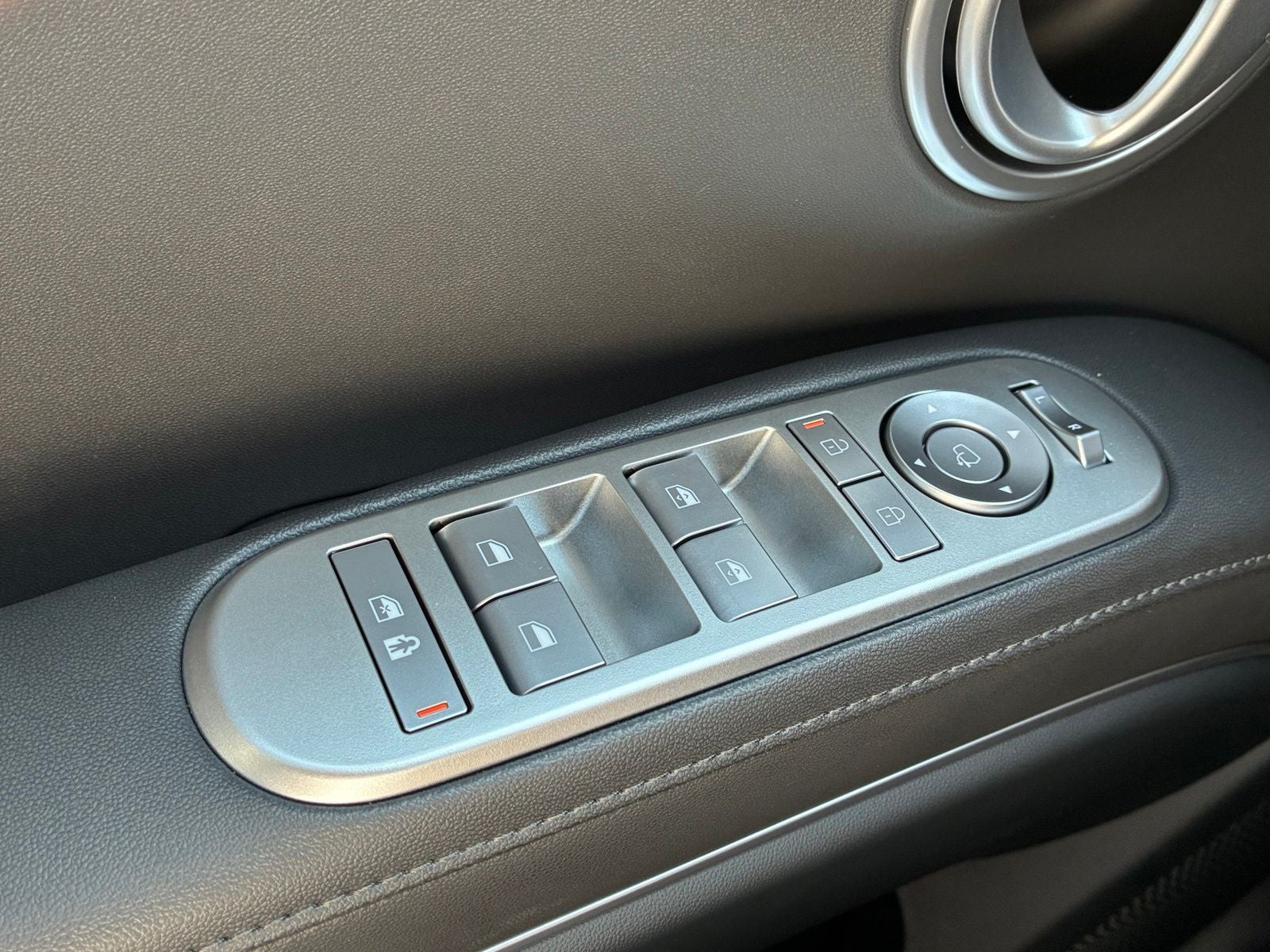 2027 Hyundai PALISADE SEL 7 Passenger