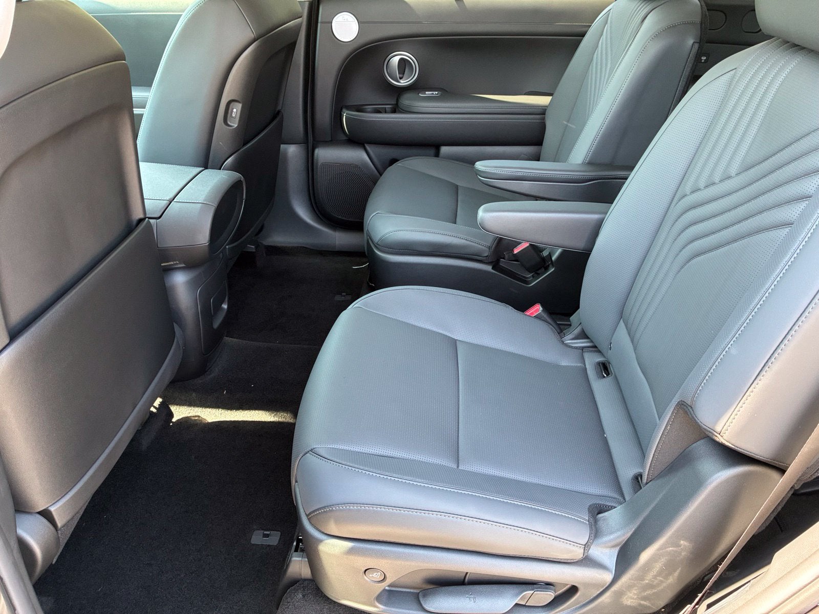 2027 Hyundai PALISADE SEL 7 Passenger