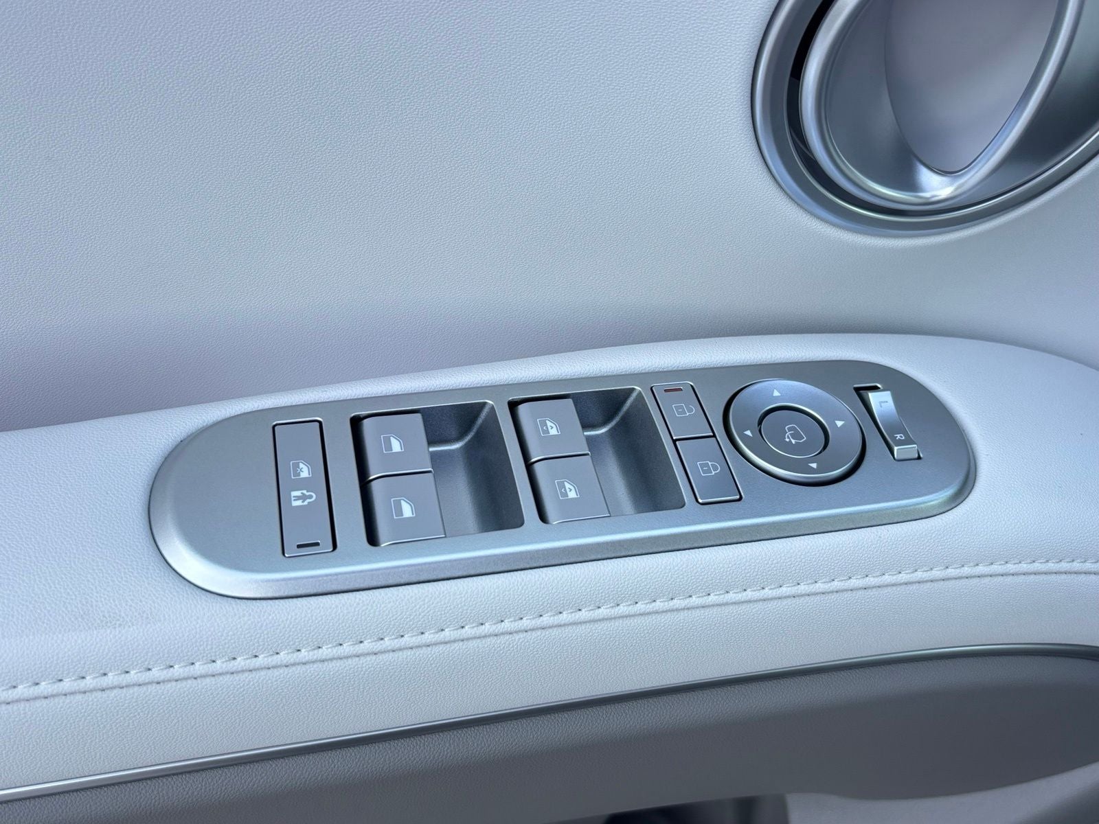 2027 Hyundai PALISADE SEL 7 Passenger
