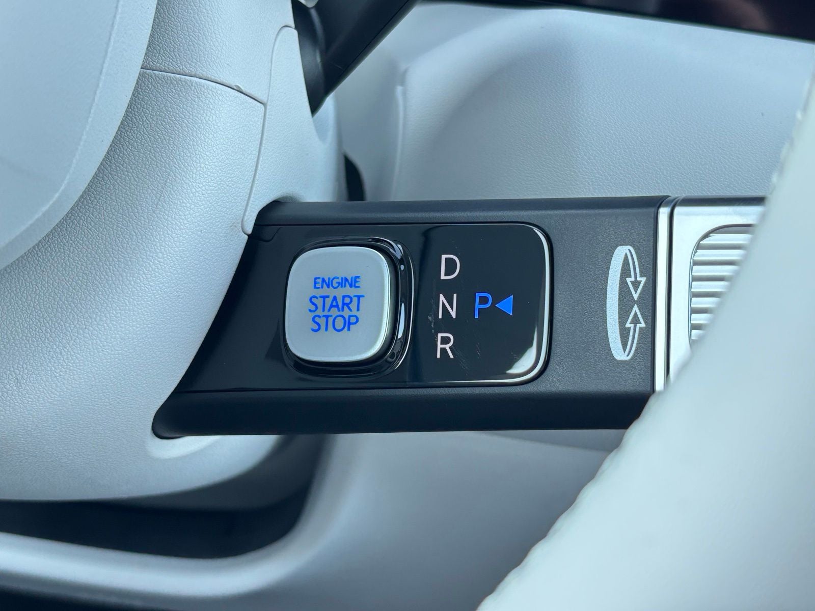 2027 Hyundai PALISADE SEL 7 Passenger