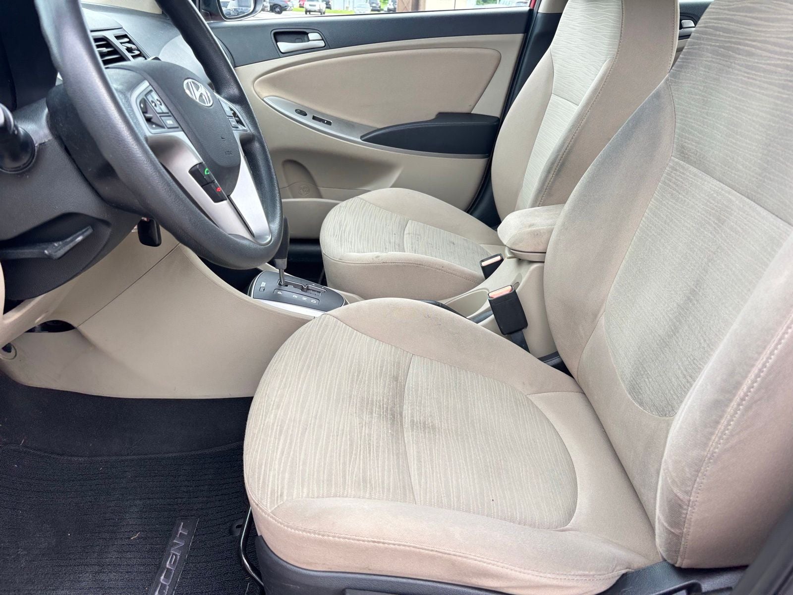 2016 Hyundai ACCENT SE