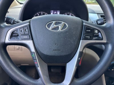 2016 Hyundai ACCENT SE