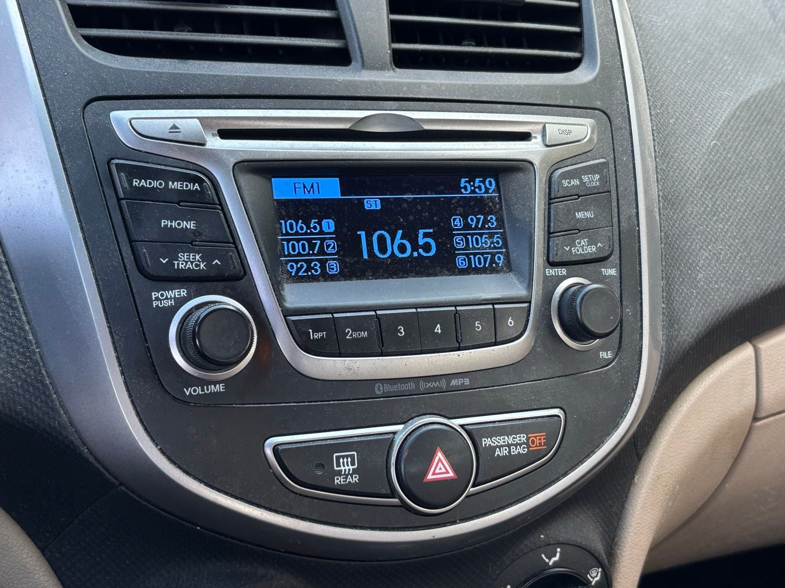 2016 Hyundai ACCENT SE