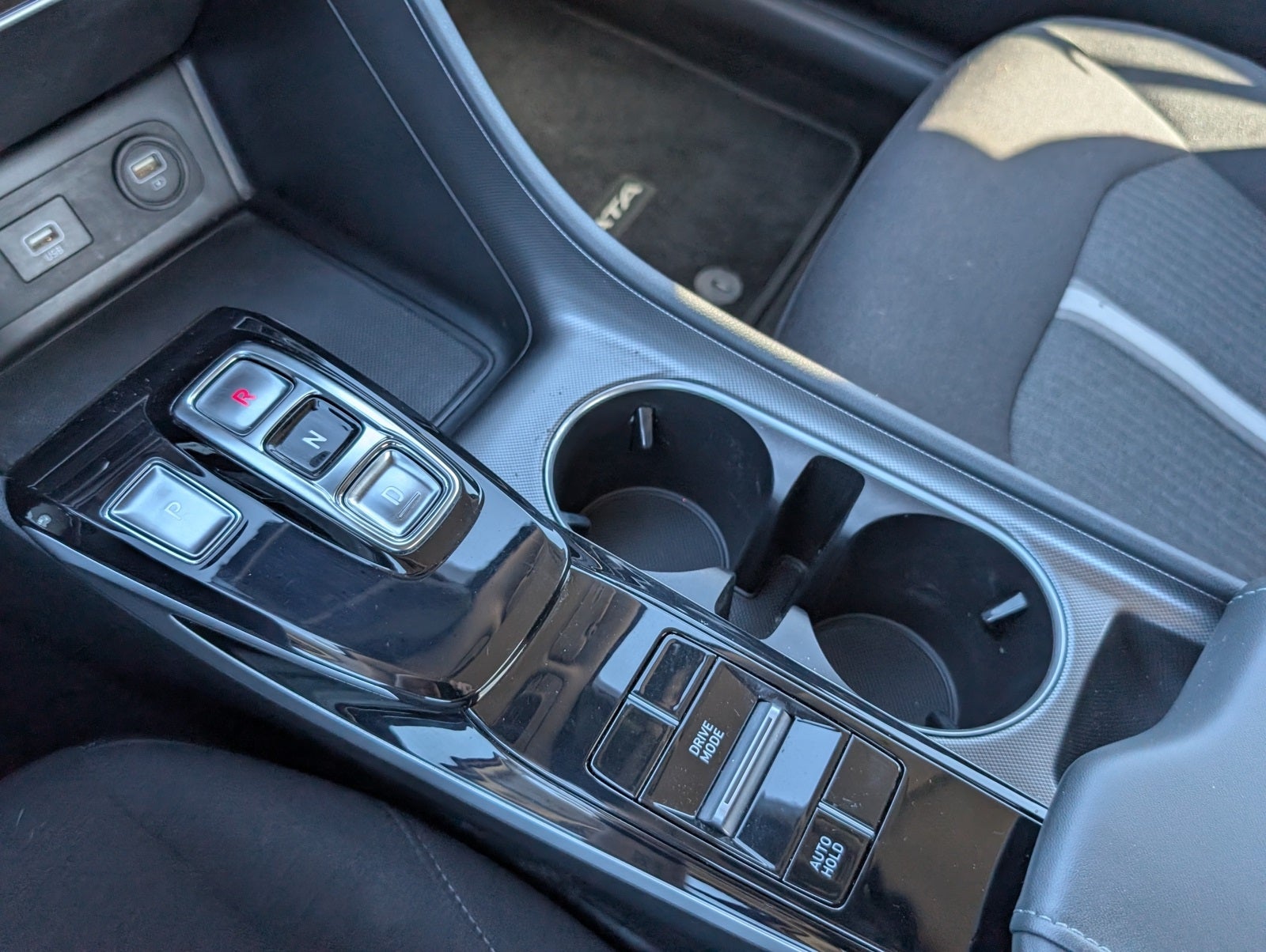 2023 Hyundai SONATA SE