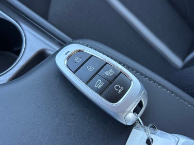 2023 Hyundai SONATA HYBRID SEL