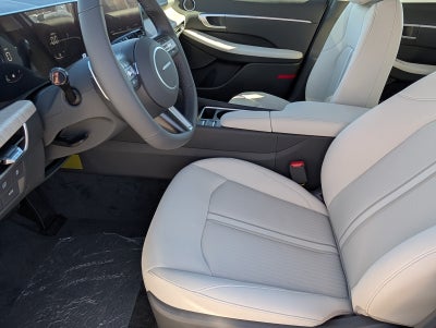 2026 Hyundai SONATA HYBRID SEL