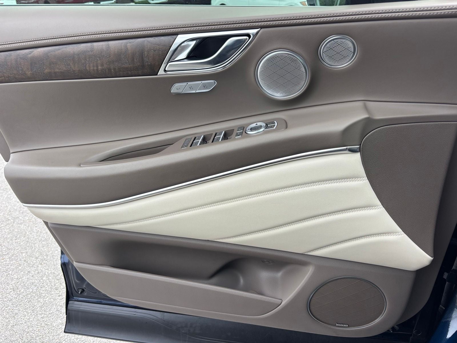 2023 Genesis GV80 2.5T