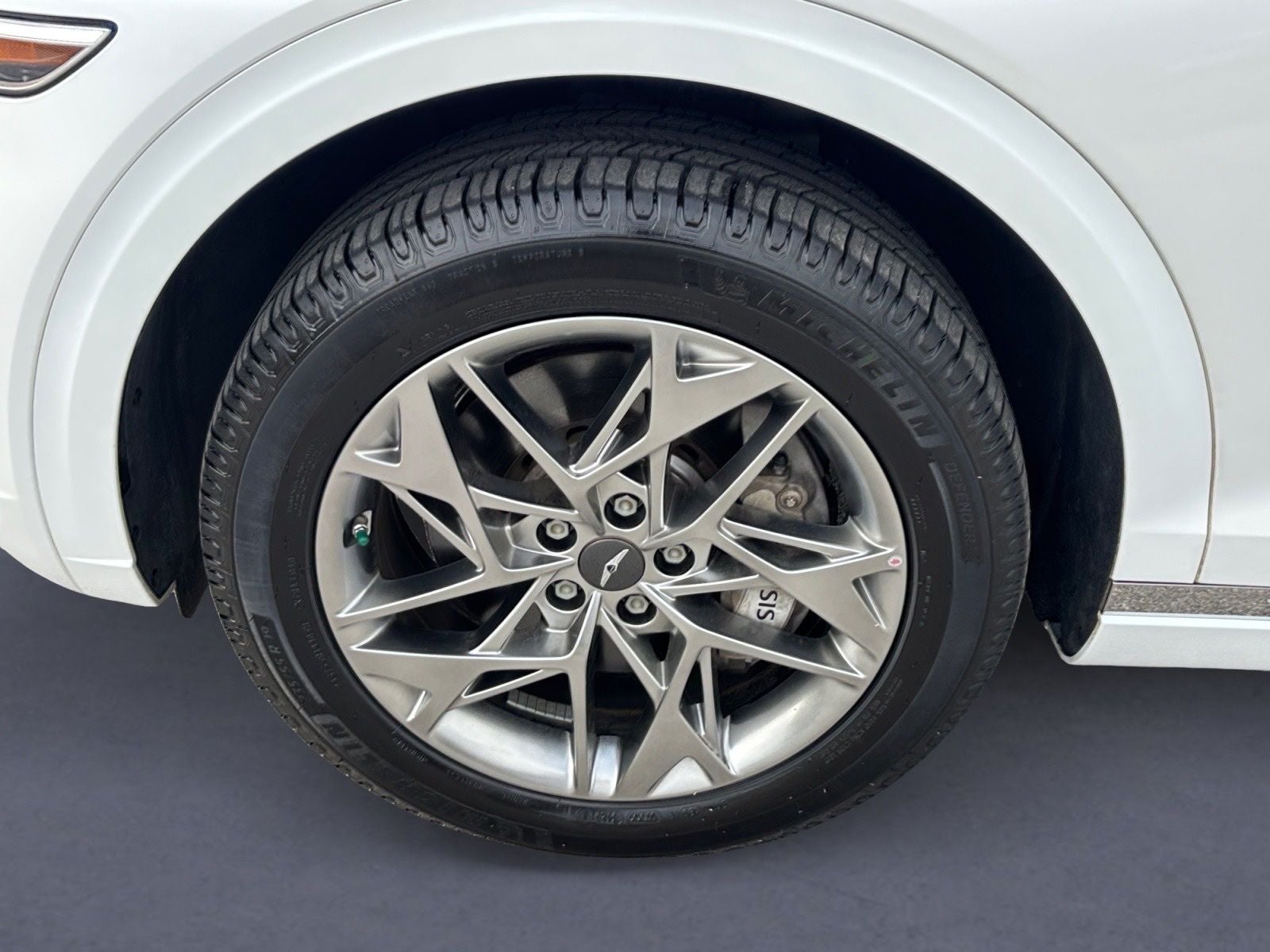 2023 Genesis GV70 2.5T