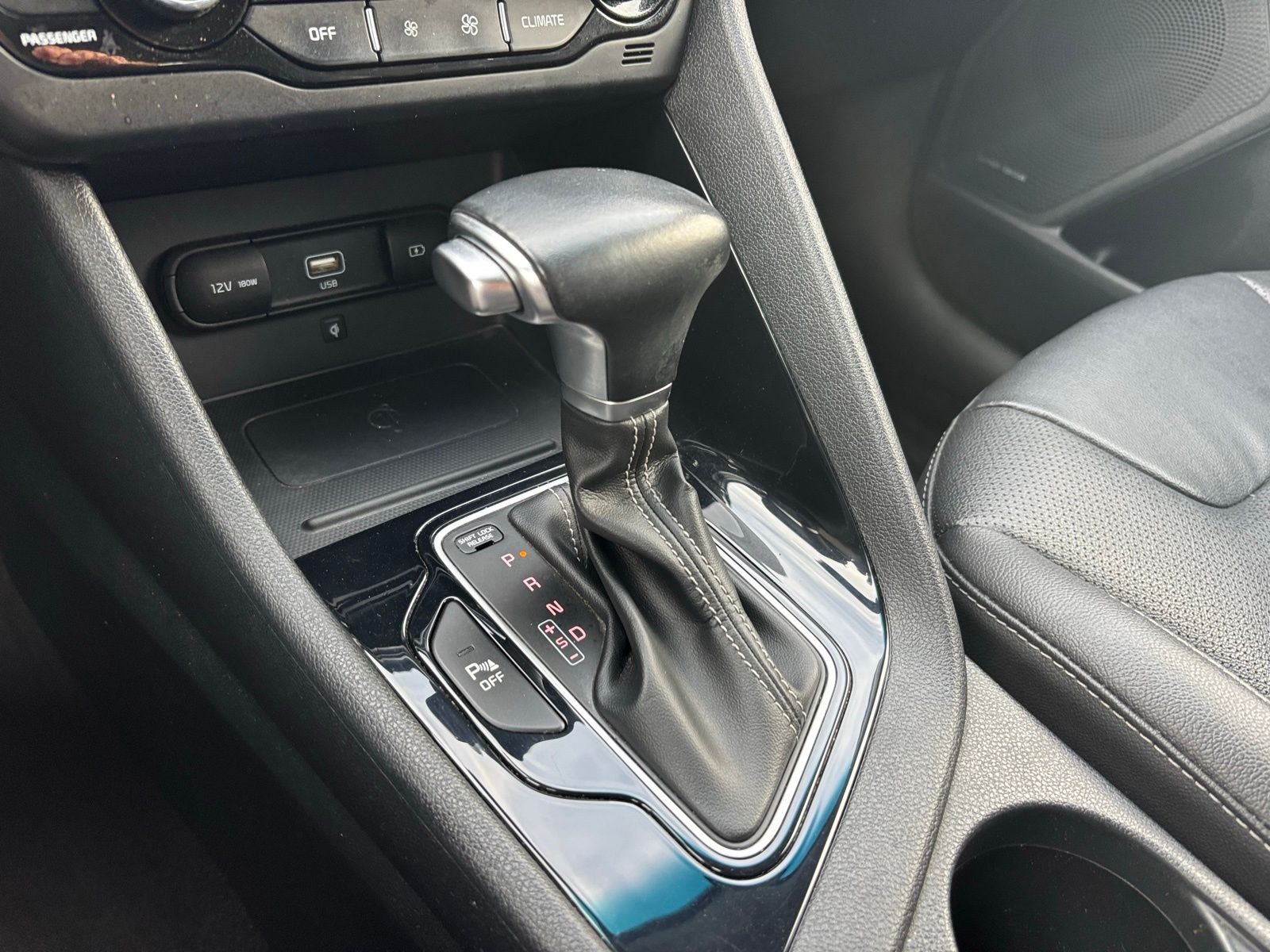 2022 Kia Niro EX Premium