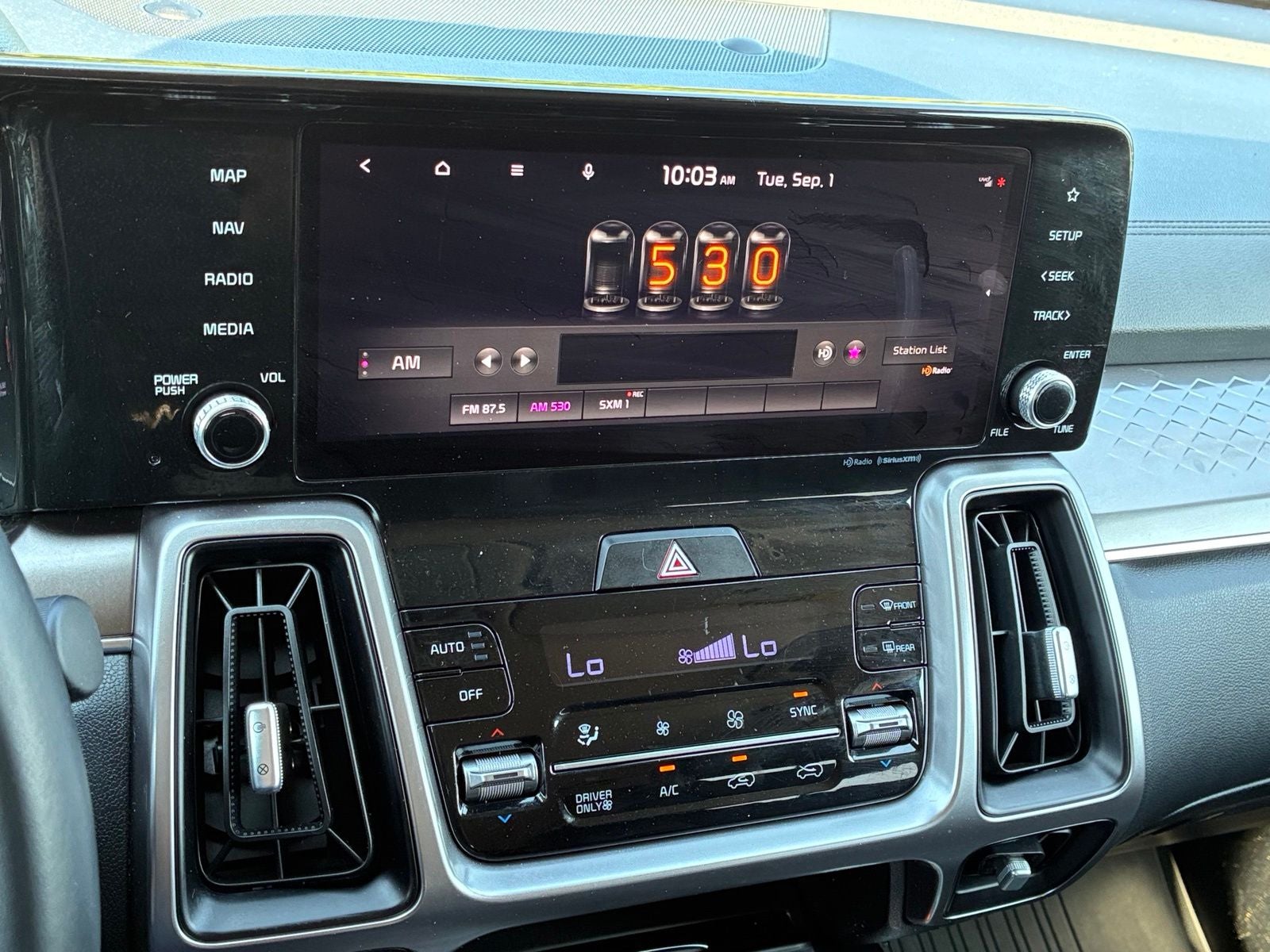2022 Kia Sorento Hybrid EX