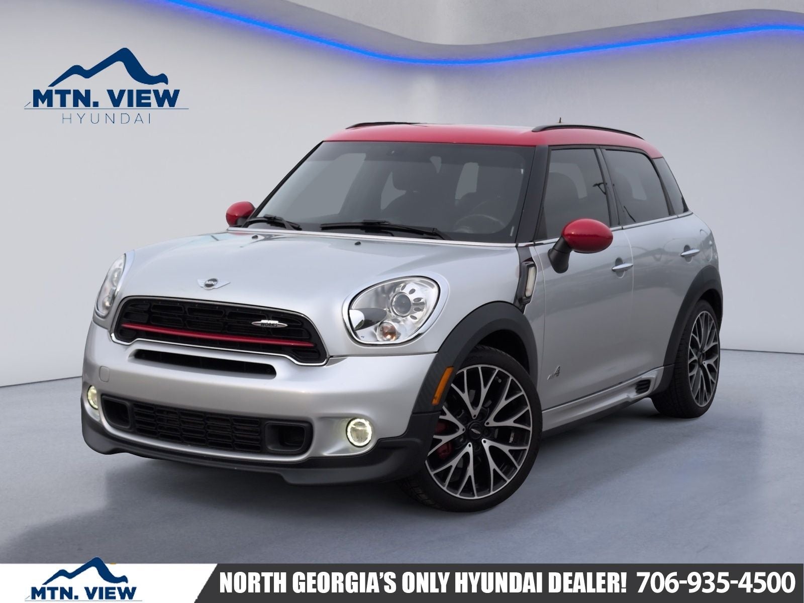 2015 MINI John Cooper Works Countryman Base