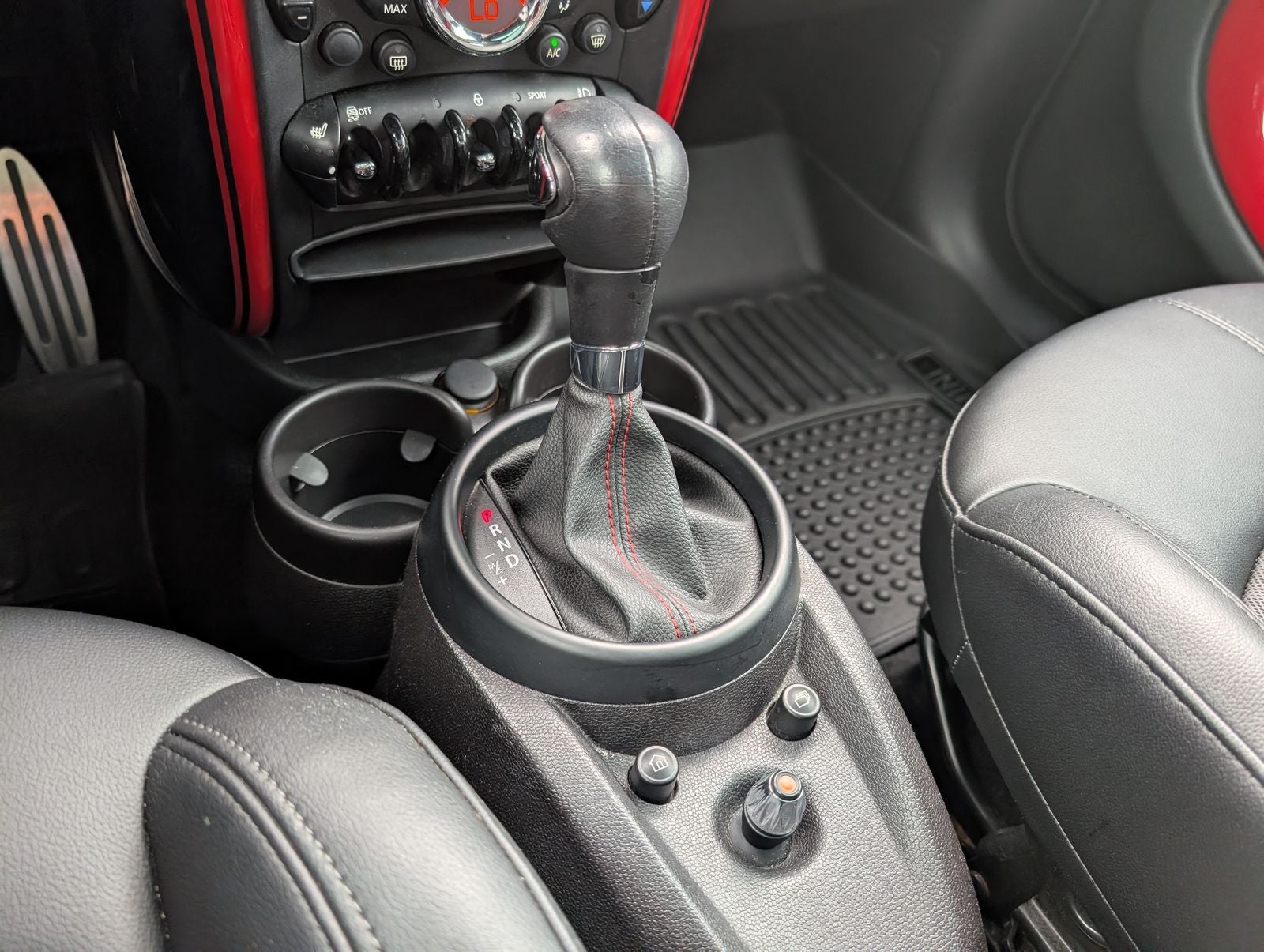 2015 MINI John Cooper Works Countryman Base