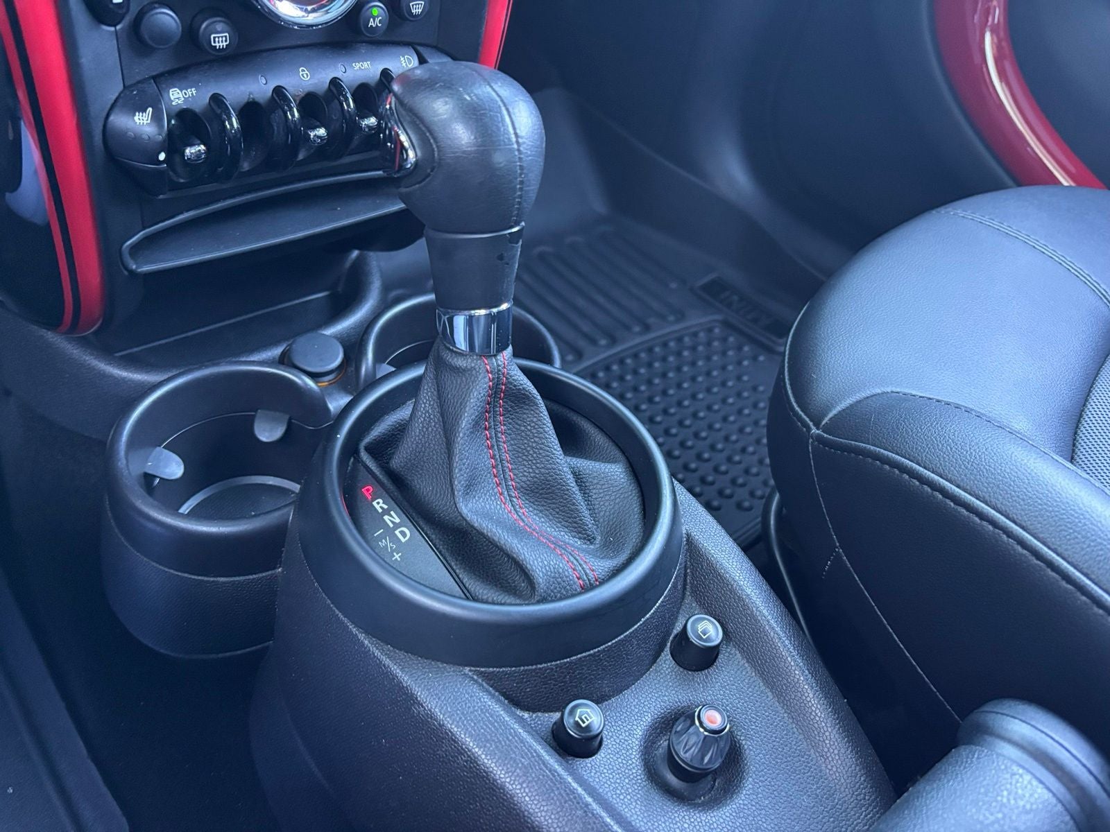 2015 MINI John Cooper Works Countryman Base