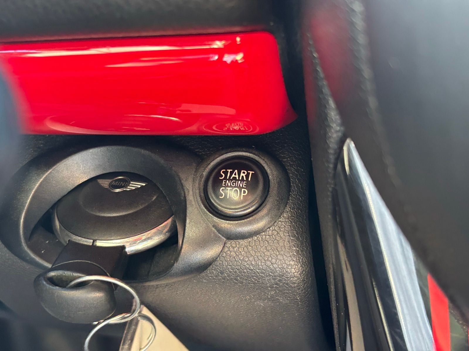 2015 MINI John Cooper Works Countryman Base