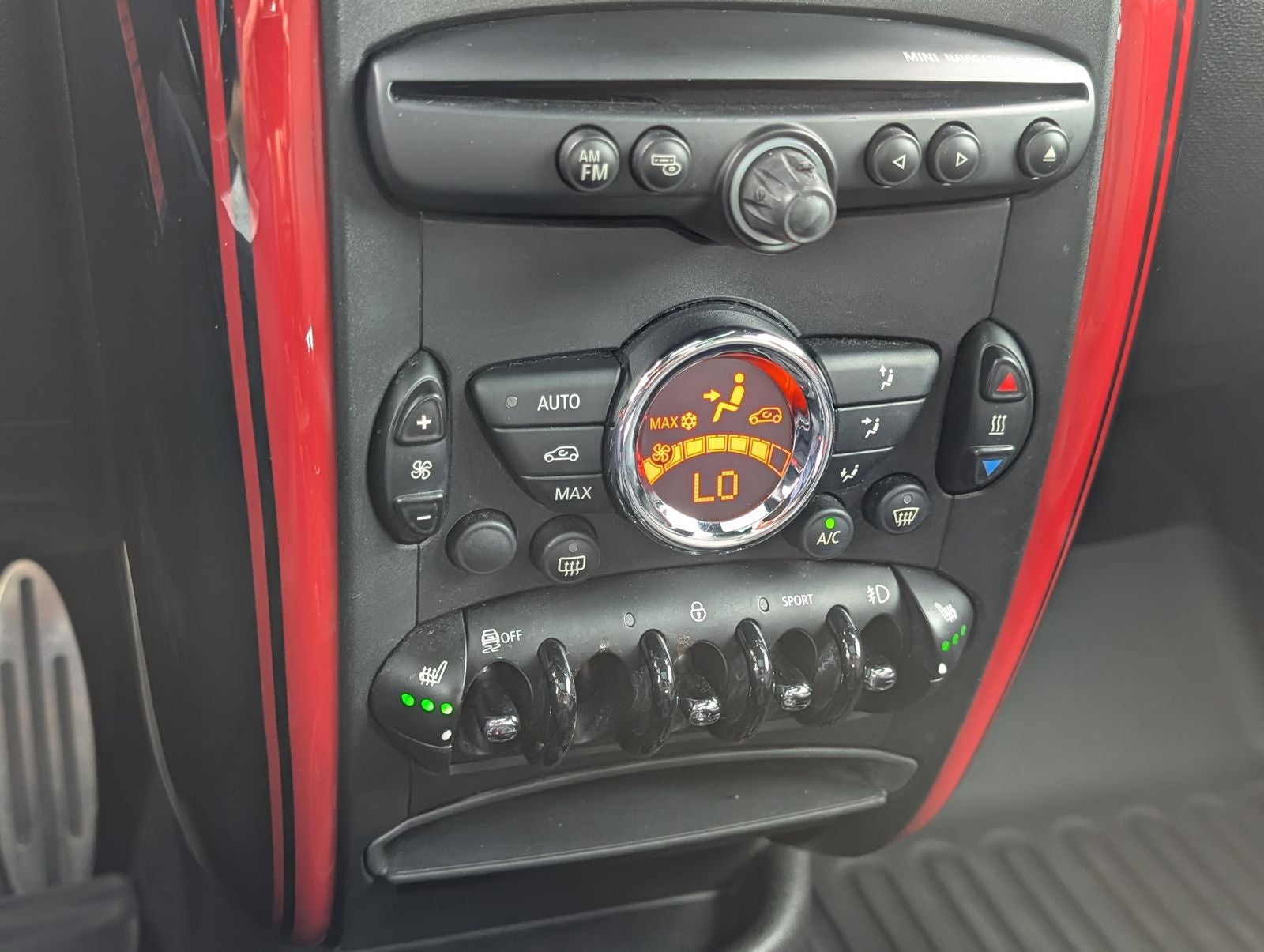 2015 MINI John Cooper Works Countryman Base