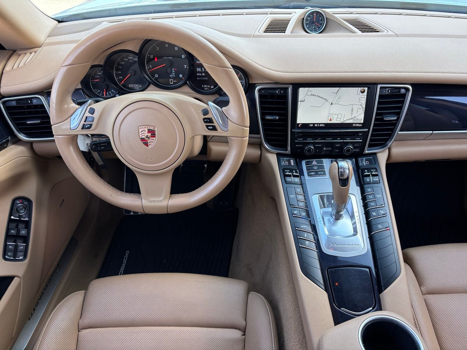 2015 Porsche Panamera 4