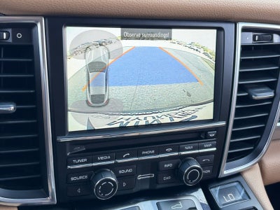 2015 Porsche Panamera 4