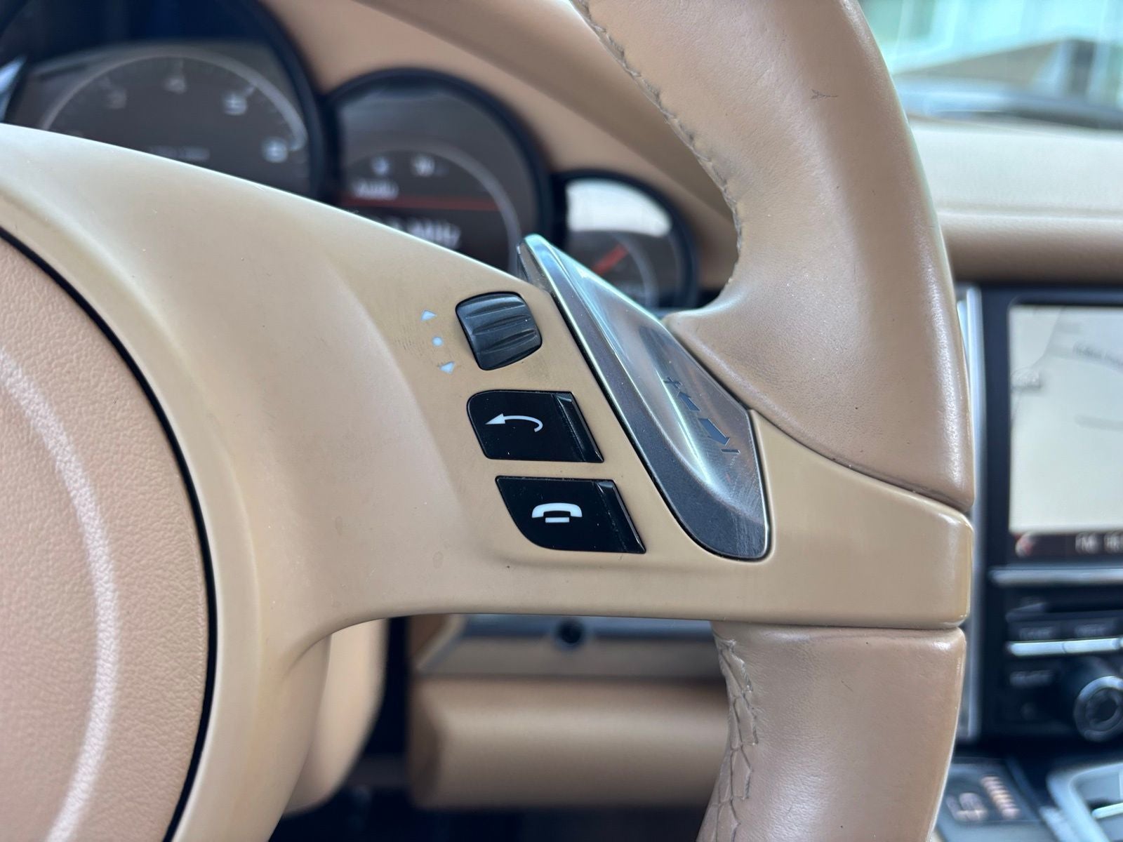 2015 Porsche Panamera 4