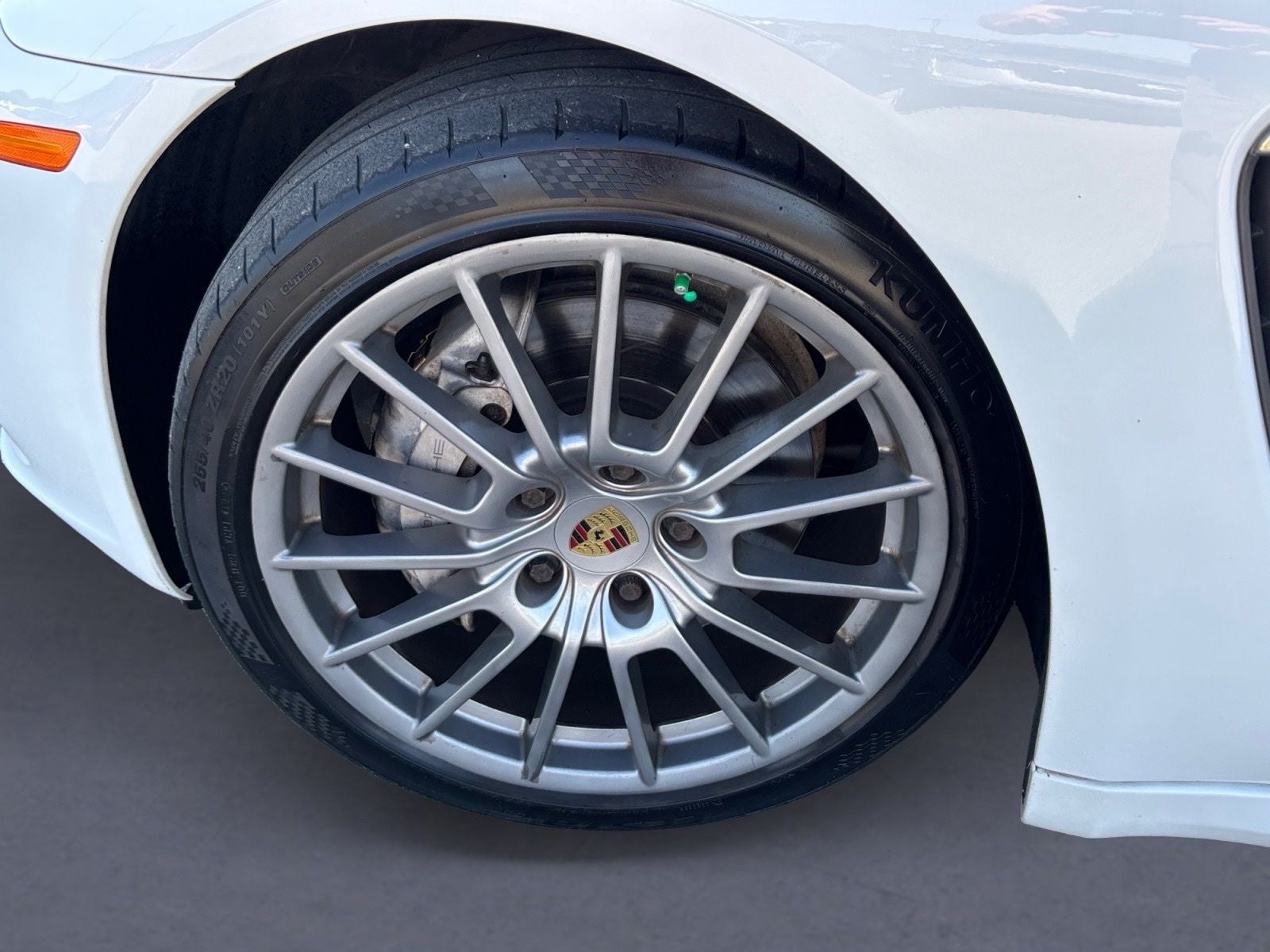 2015 Porsche Panamera 4