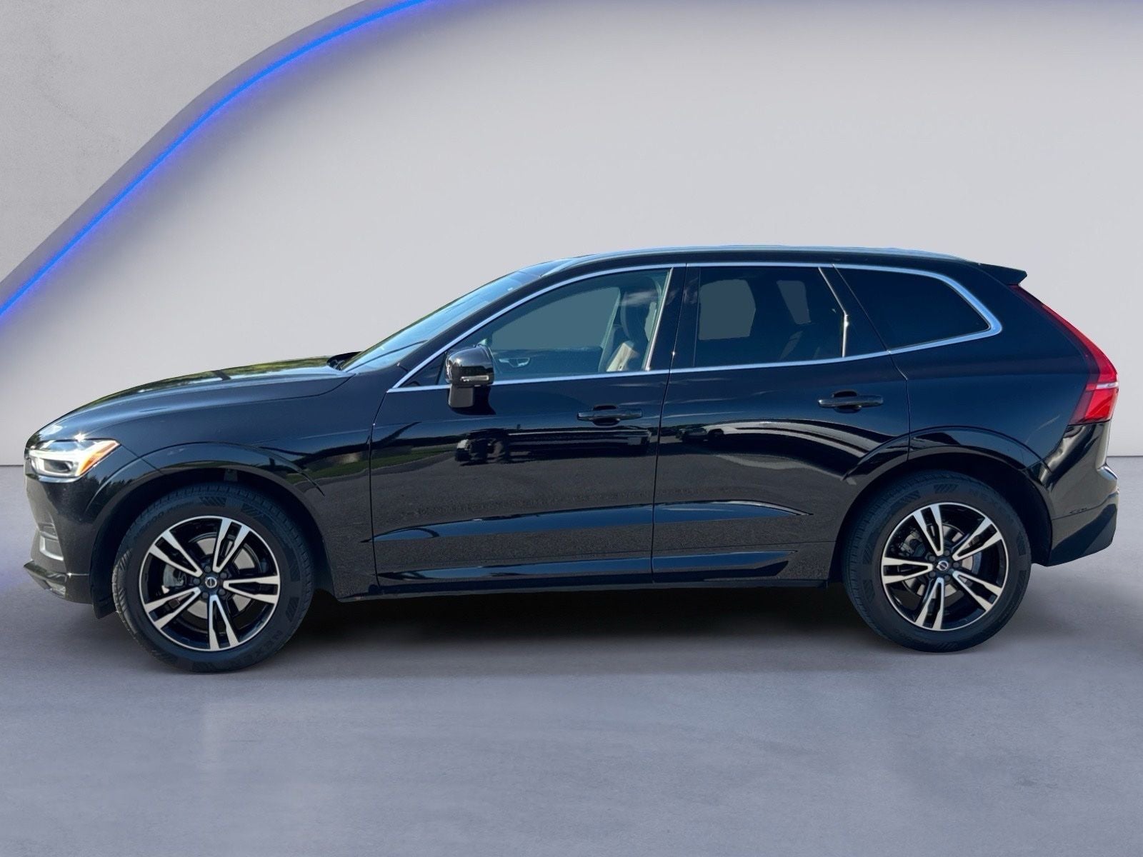 2021 Volvo XC60 T5 Momentum