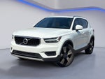 2020 Volvo XC40 Momentum