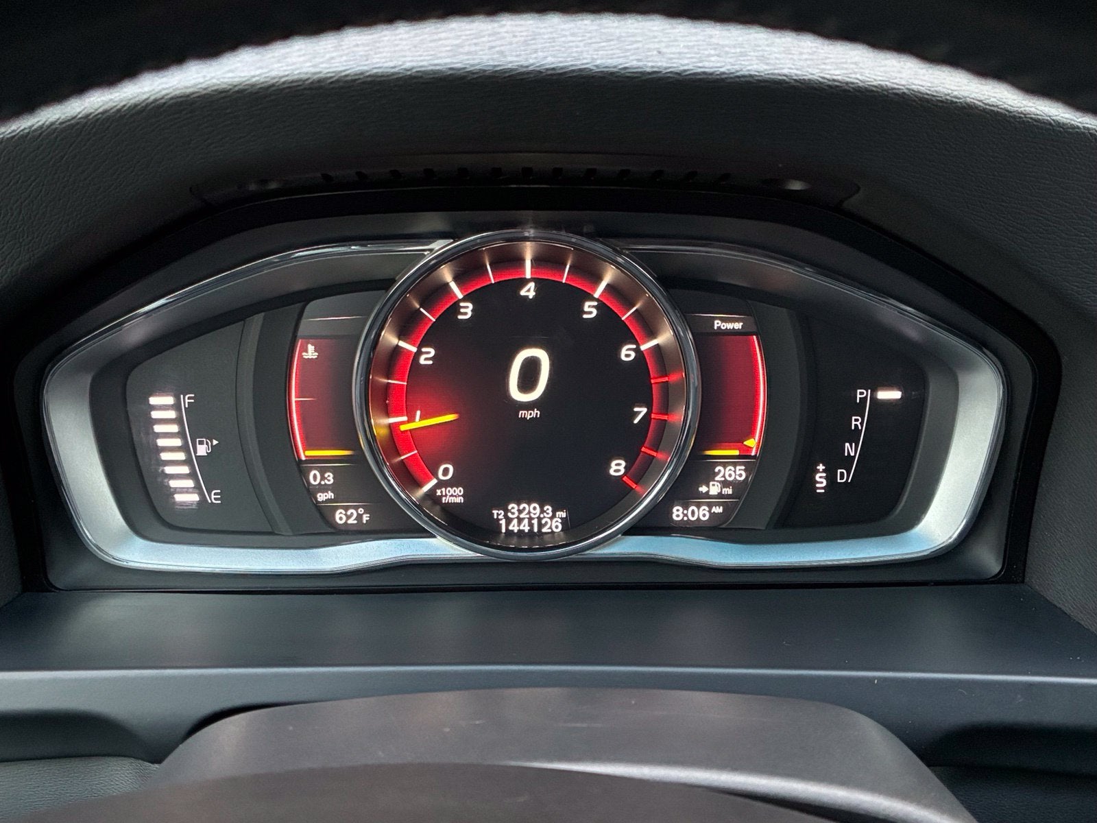 2017 Volvo V60 Cross Country T5